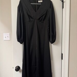 Black Long Sleeve Midi Dress